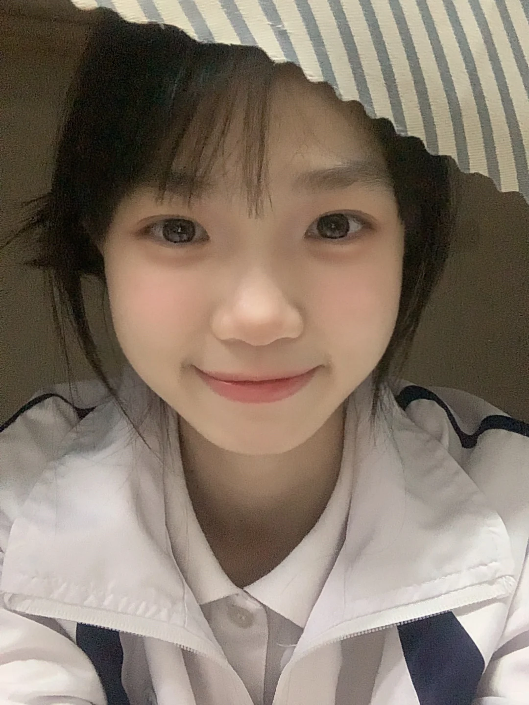 18岁 是素颜就很美的年纪～