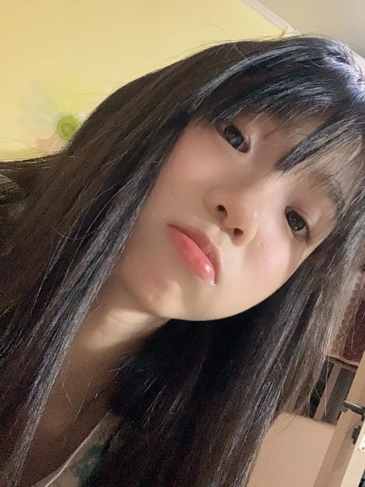 18岁 是素颜就很美的年纪～