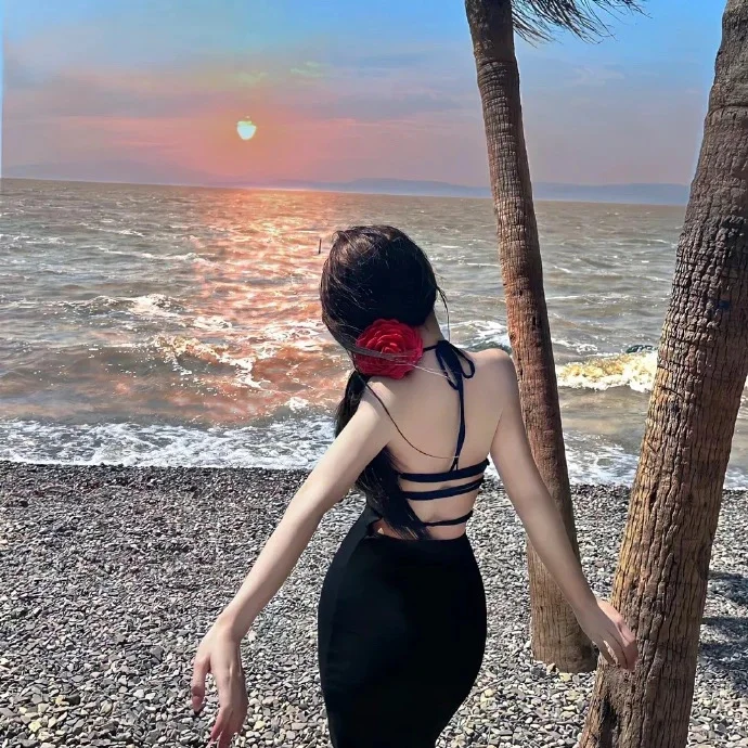 𝙒𝙚𝘾𝙝𝙖𝙩 | 海边女头