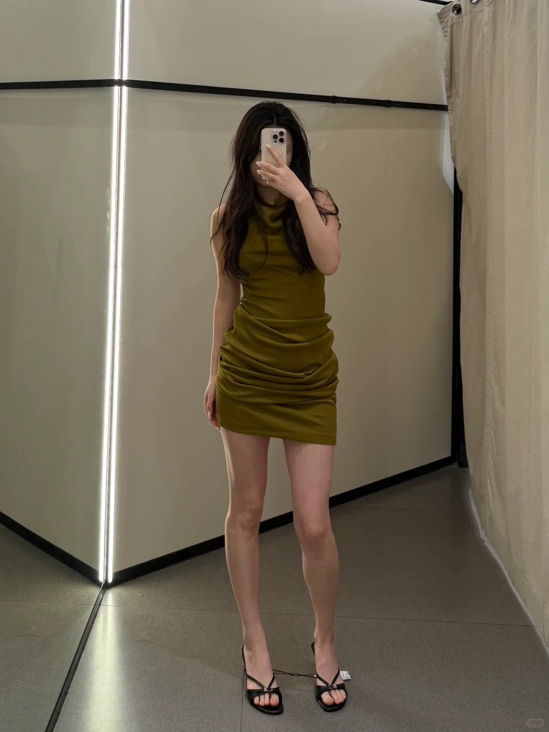 人不要闲来无事走进ZARA试衣服