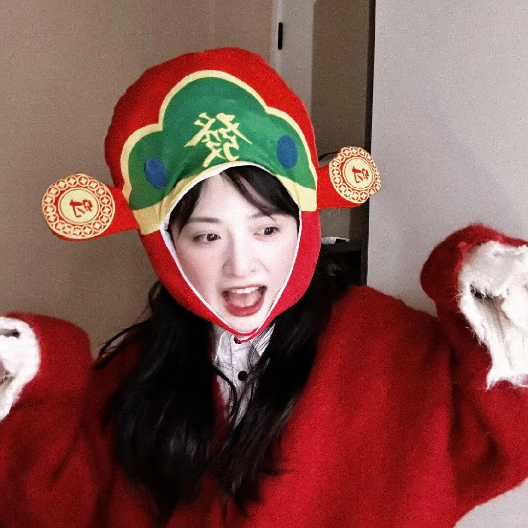 沈月〡18张可爱甜美少女头像壁纸清新图甜妹