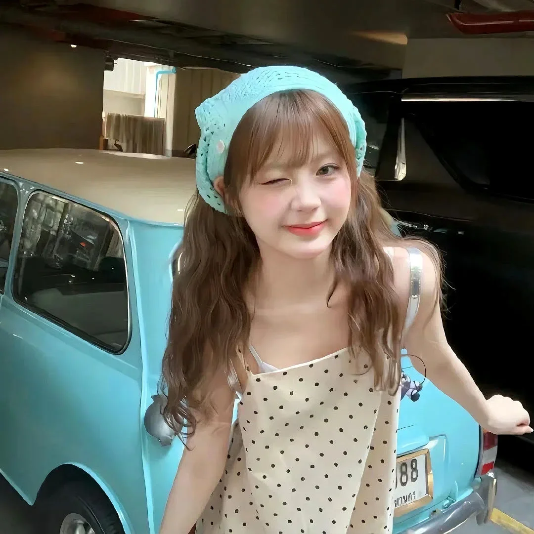 💙𝙒𝙚𝘾𝙝𝙖𝙩女头🫧