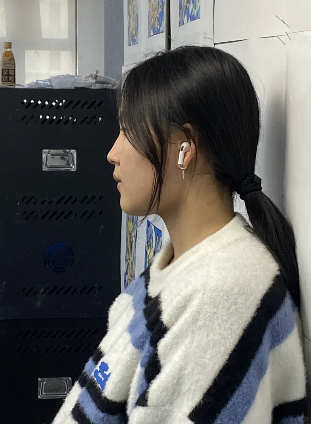 写生女青年素材，同一模特多角度，头像半身全
