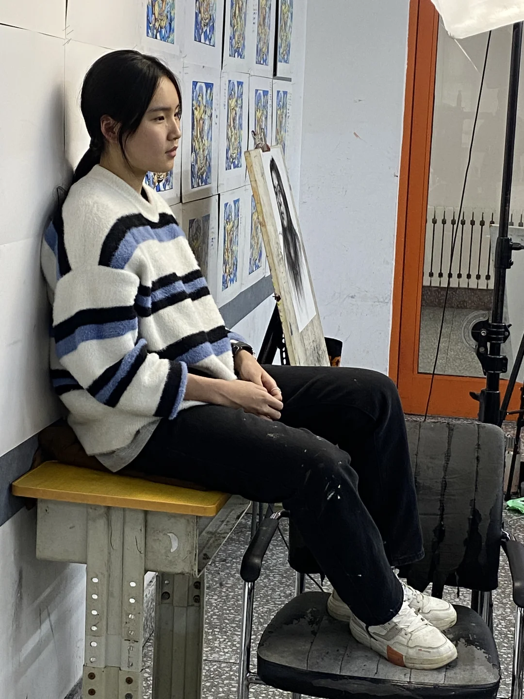 写生女青年素材，同一模特多角度，头像半身全