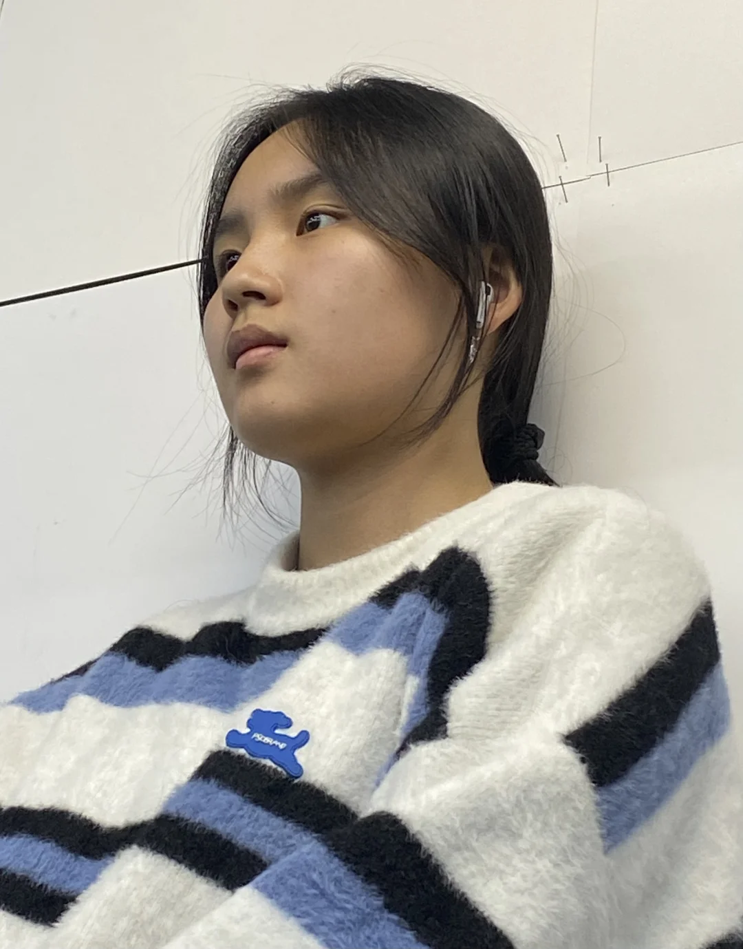 写生女青年素材，同一模特多角度，头像半身全