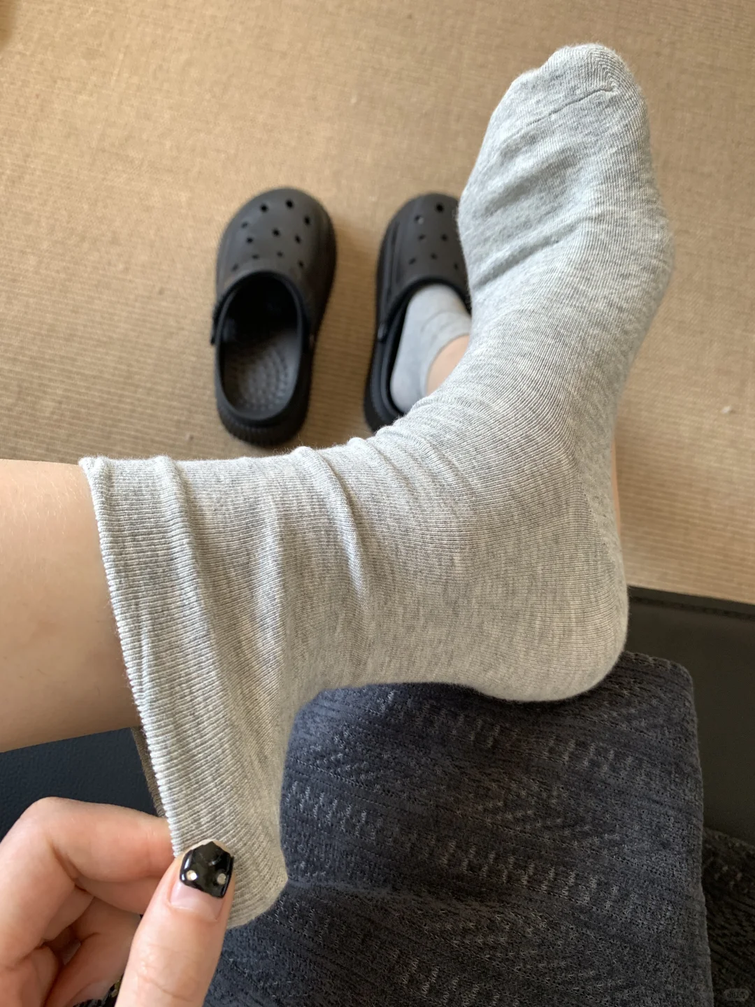 这个袜子真的太适合夏天啦！上脚好舒服~