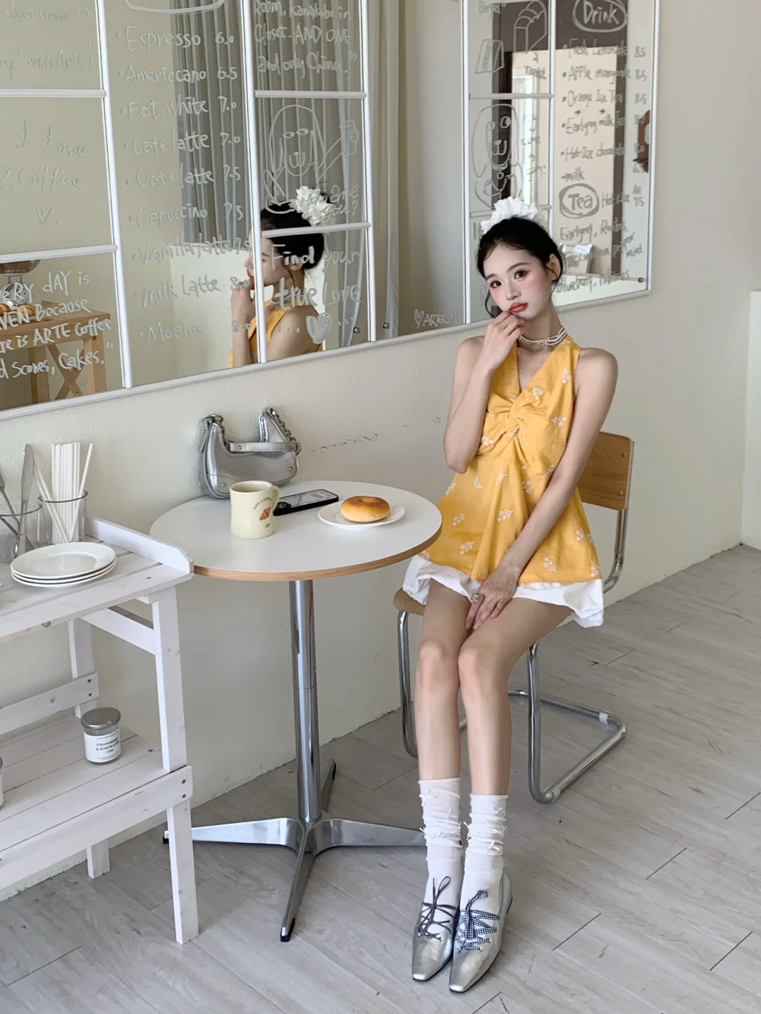 韩女拍照📷
