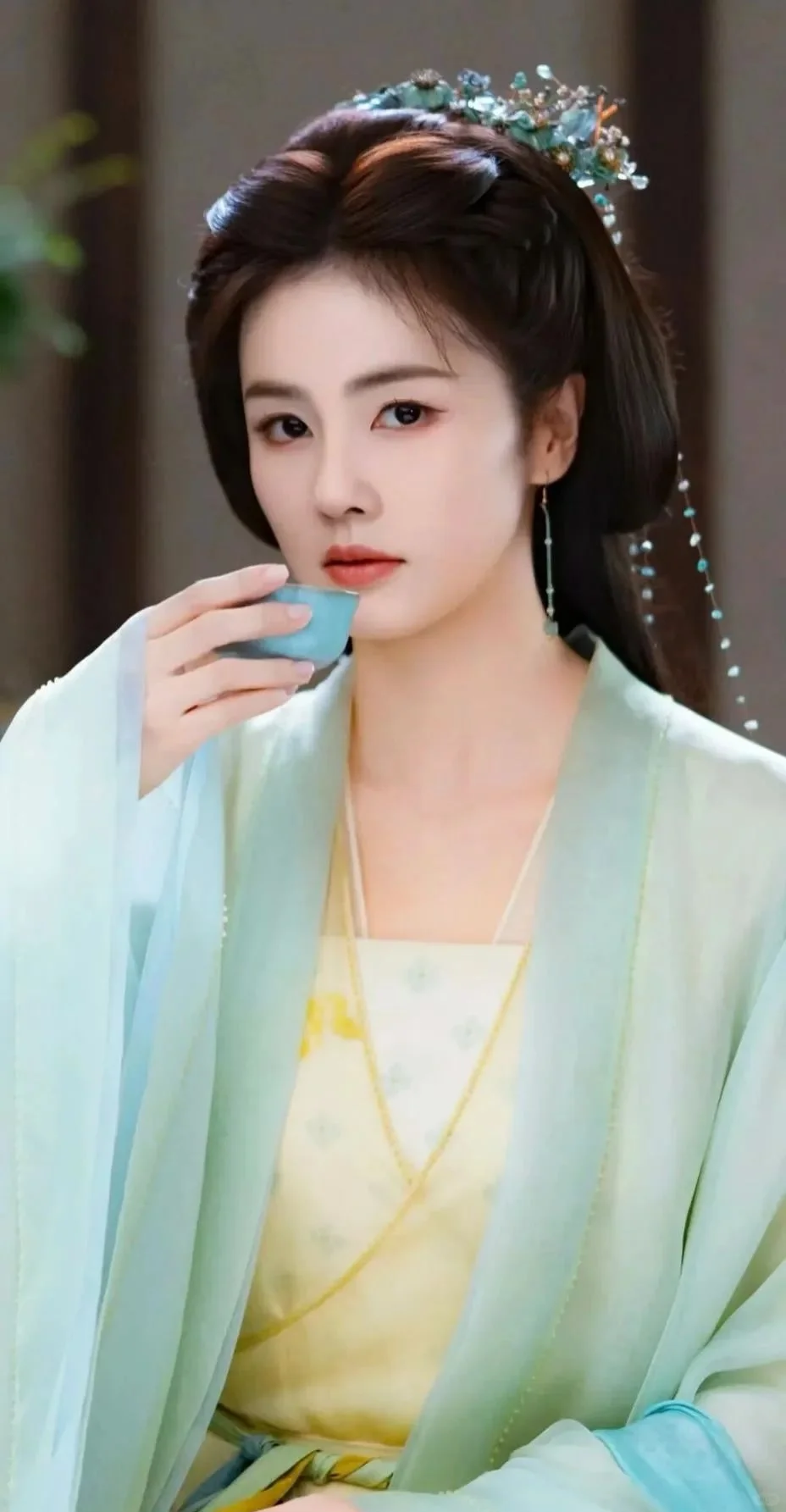 白鹿 临江仙 壁纸