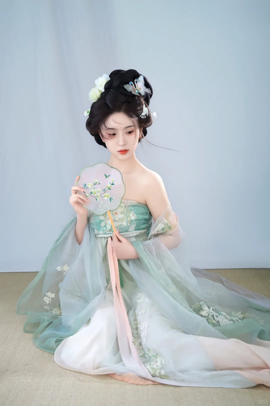 清冷感唐风造型