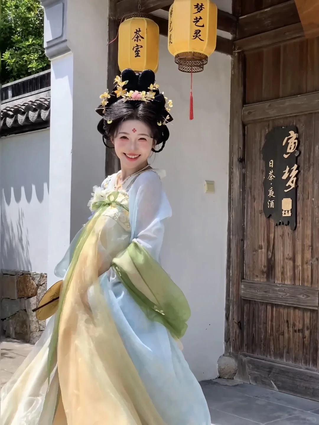 live｜“婷婷袅袅十三余，豆蔻梢头二月初”