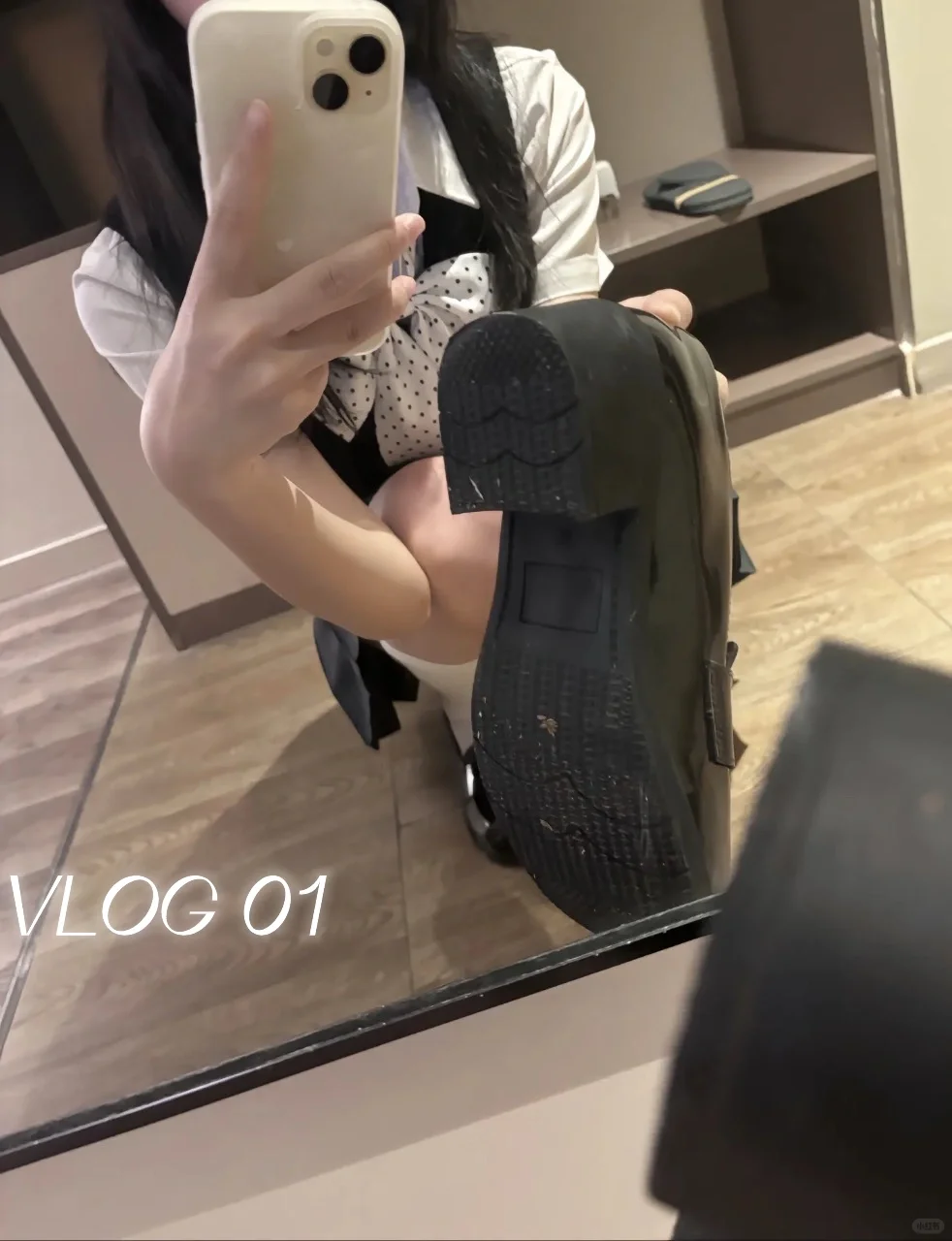 穿皮鞋太容易出脚汗了🤮🤮🤮🤮