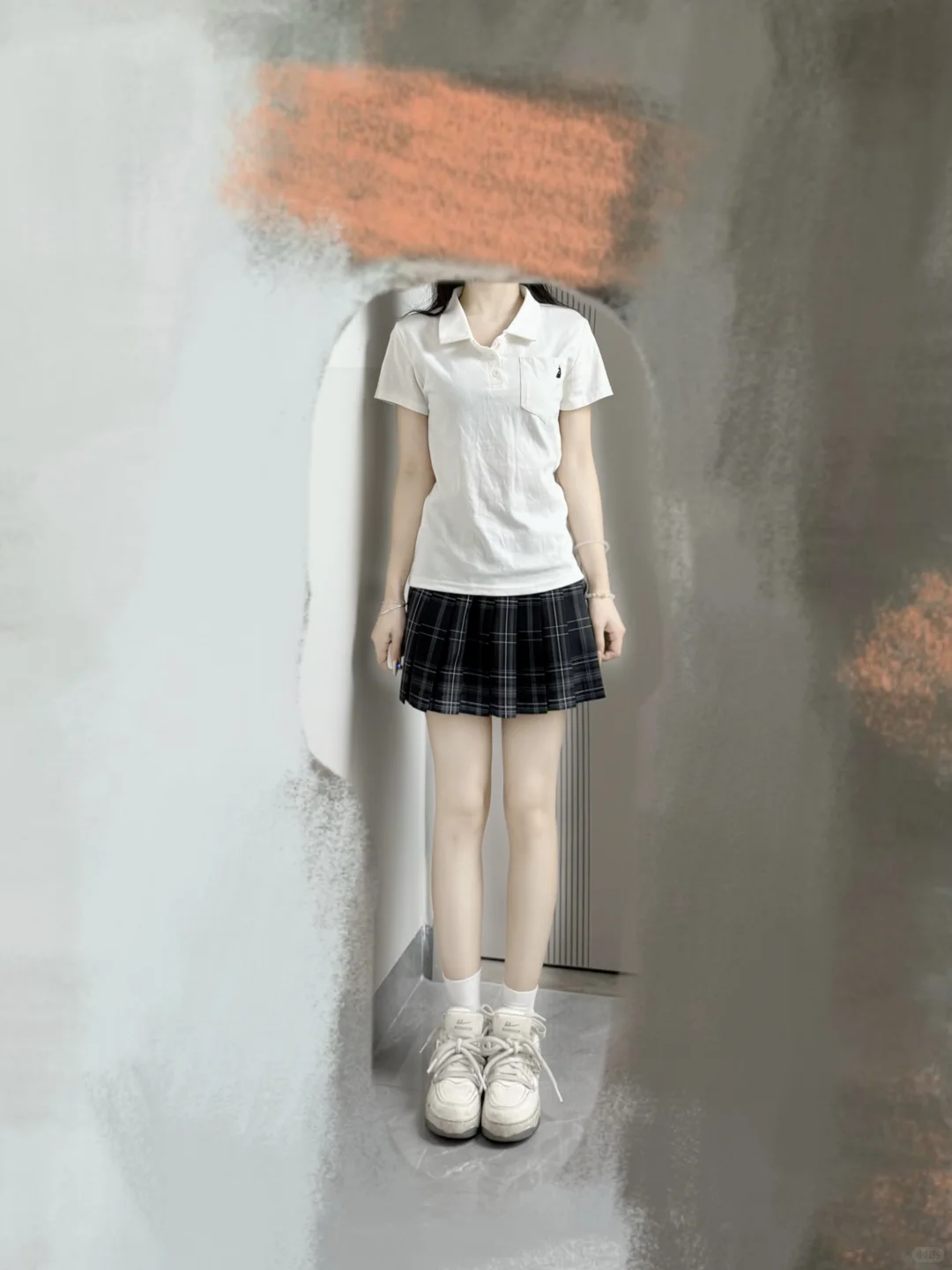 女生审美，穿哪个约会！！！挺急的