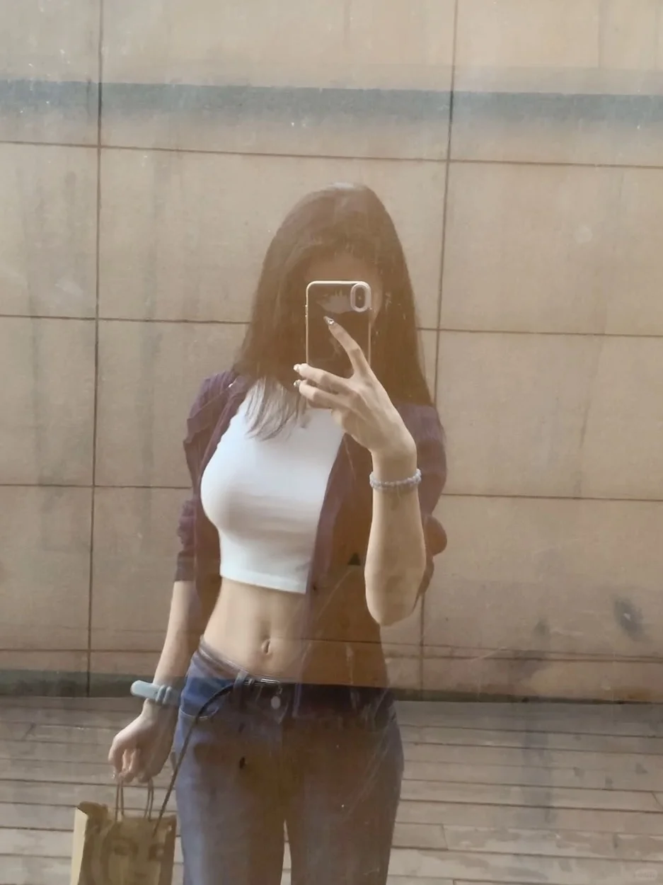 落花有意随流水 流水无心恋落花