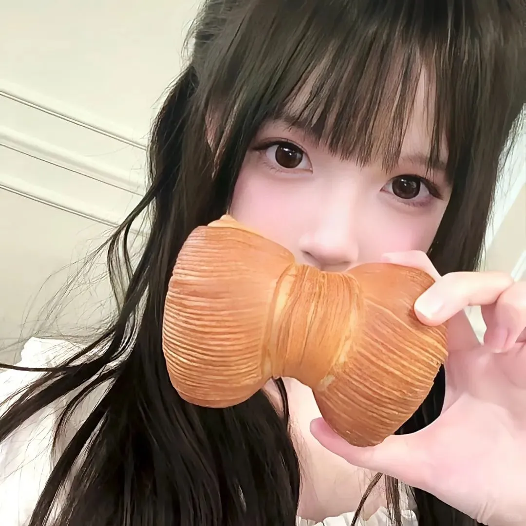 被她颜值冲晕的海边女孩🦓