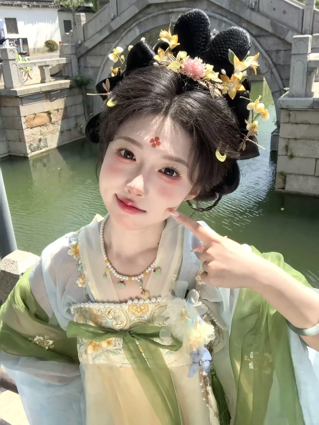live｜“婷婷袅袅十三余，豆蔻梢头二月初”