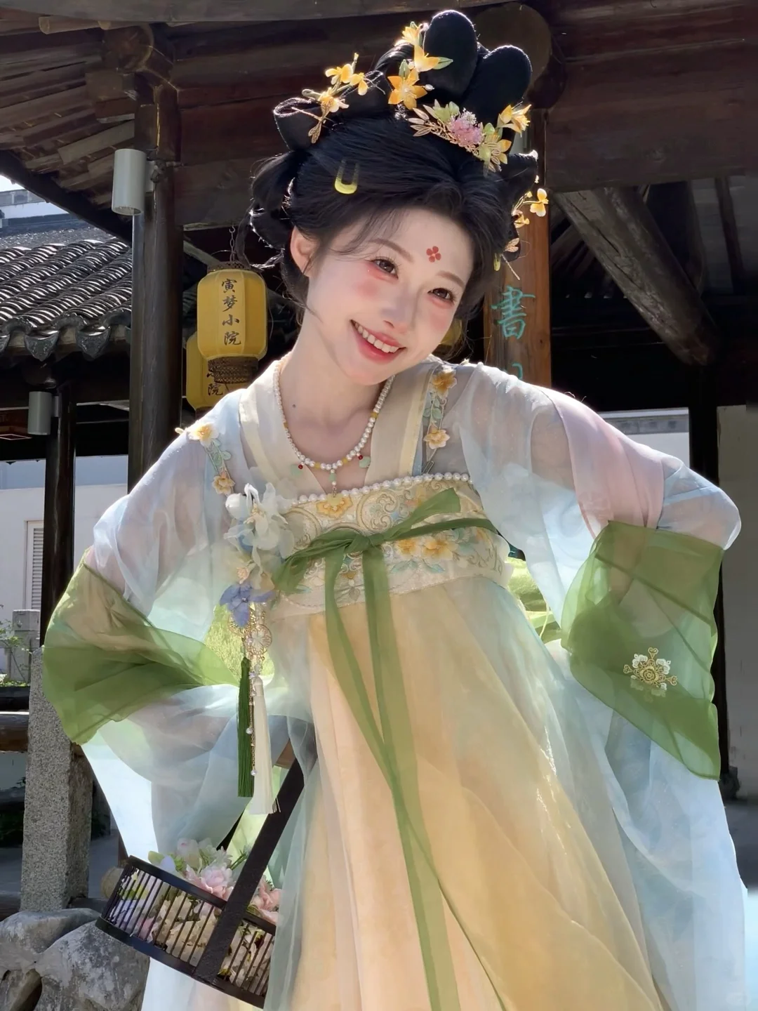live｜“婷婷袅袅十三余，豆蔻梢头二月初”