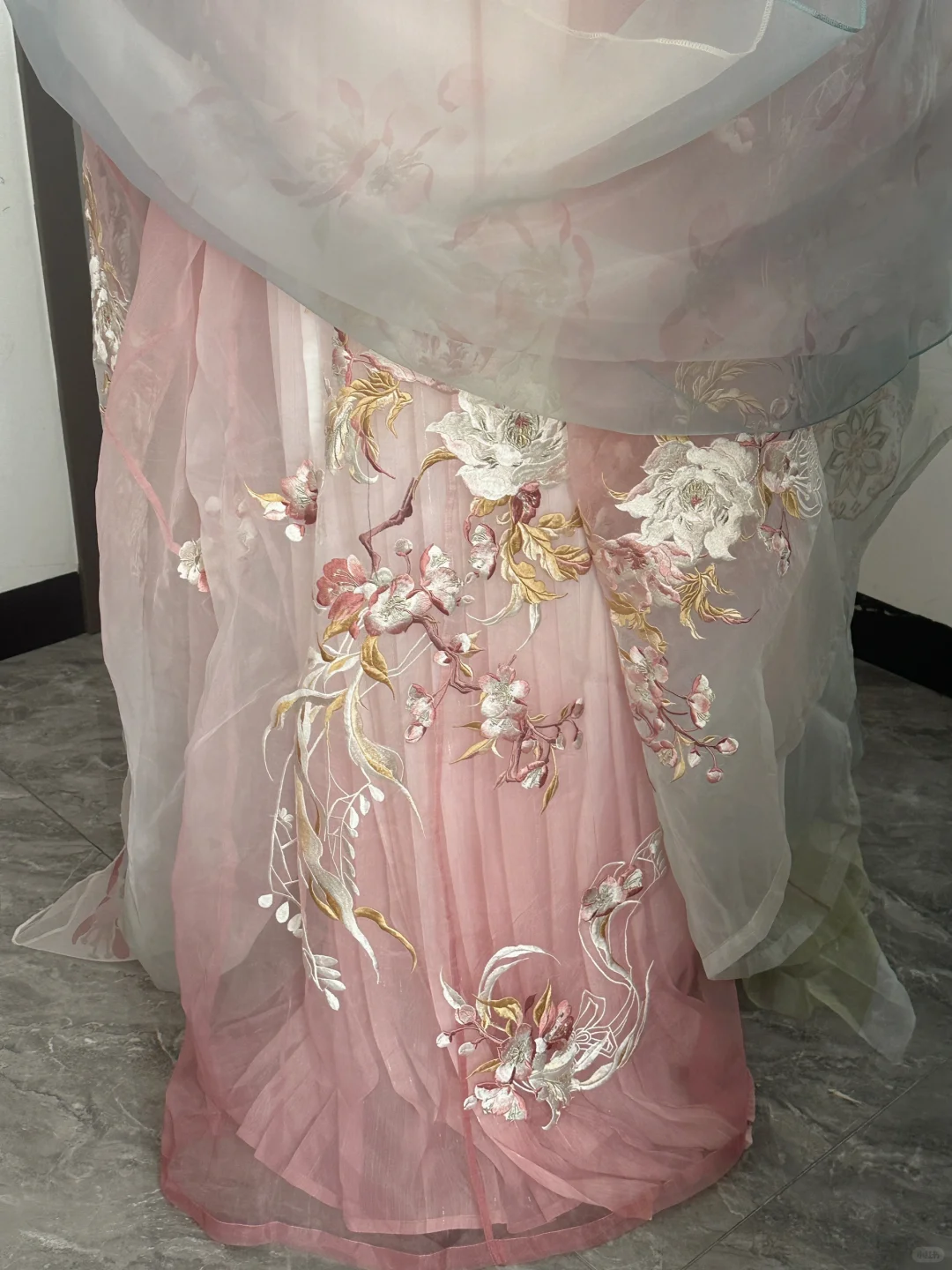 蛮温柔的樱花系汉服～