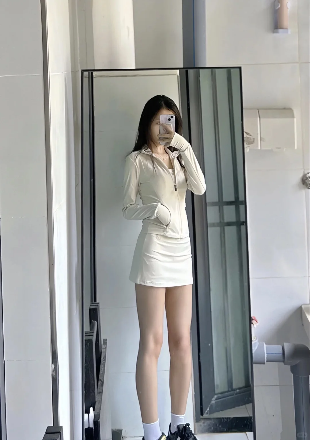 对镜拍，日常臭美😁