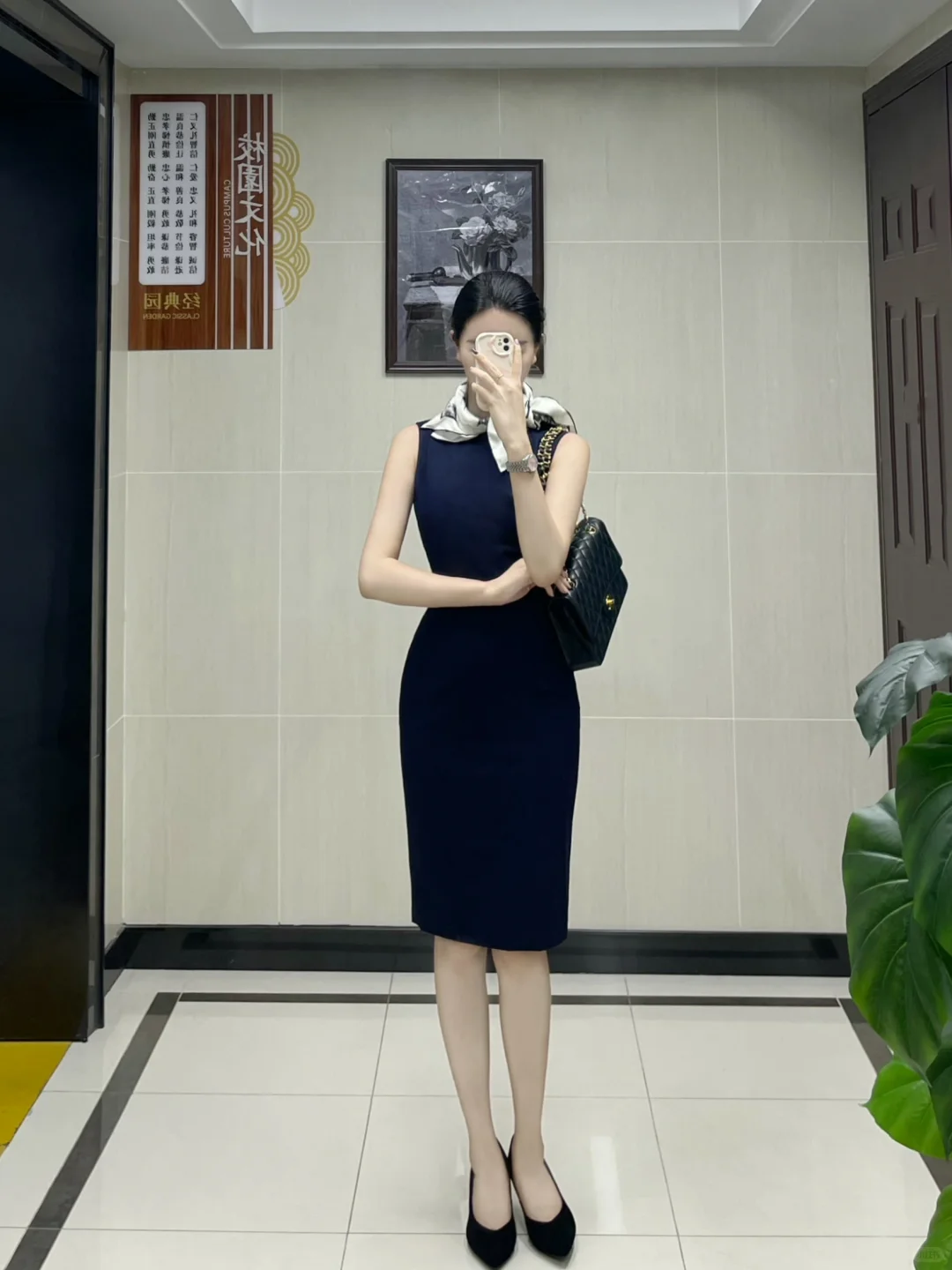 穿上高跟鞋👠加入优雅女教师行列👩‍🏫