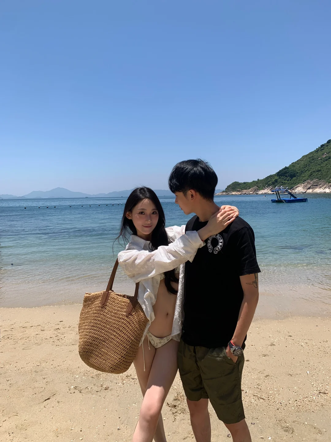 𝚂𝚘𝚖𝚎 𝚜𝚎𝚊𝚜𝚒𝚍𝚎𝚜🏊🏻‍♀️🐠