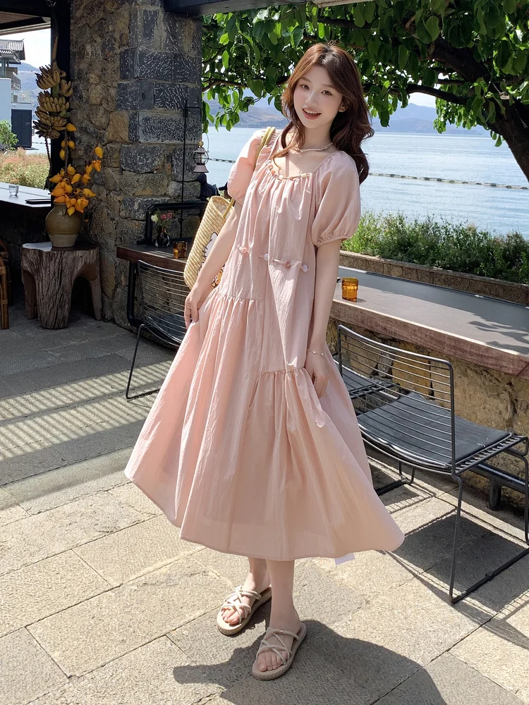 💫粉色连衣裙｜海边温柔甜妹穿搭夏日度假