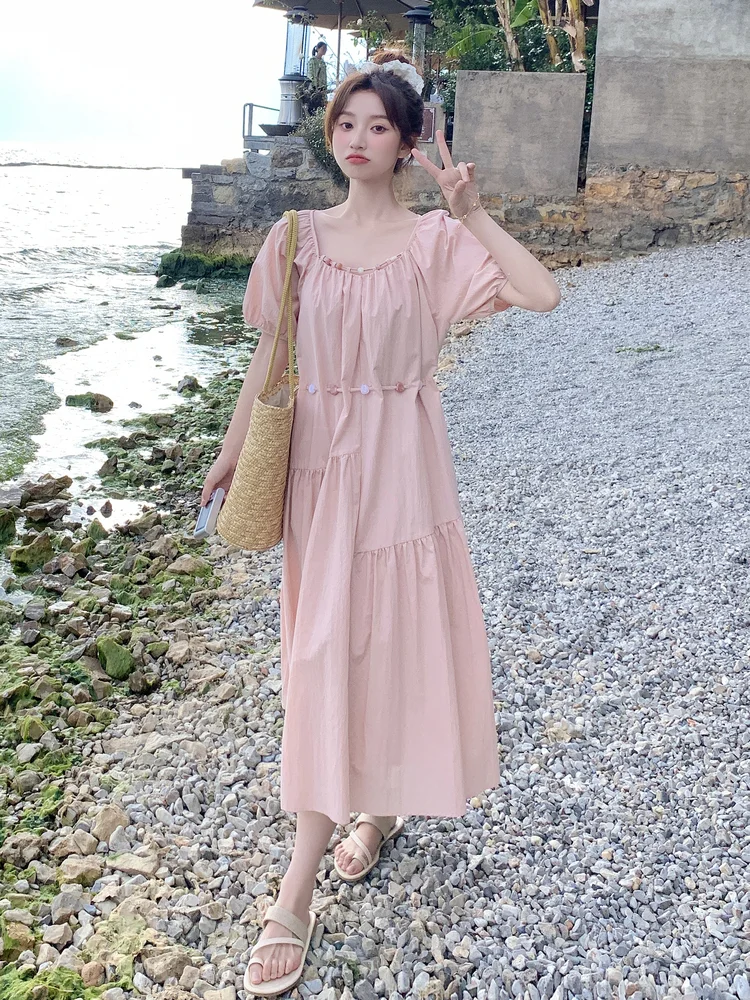 💫粉色连衣裙｜海边温柔甜妹穿搭夏日度假