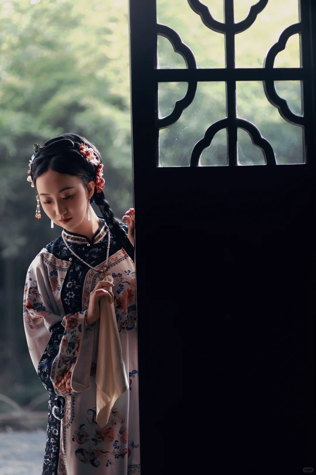 清汉女｜摄影师说满脸都是忧愁☹️
