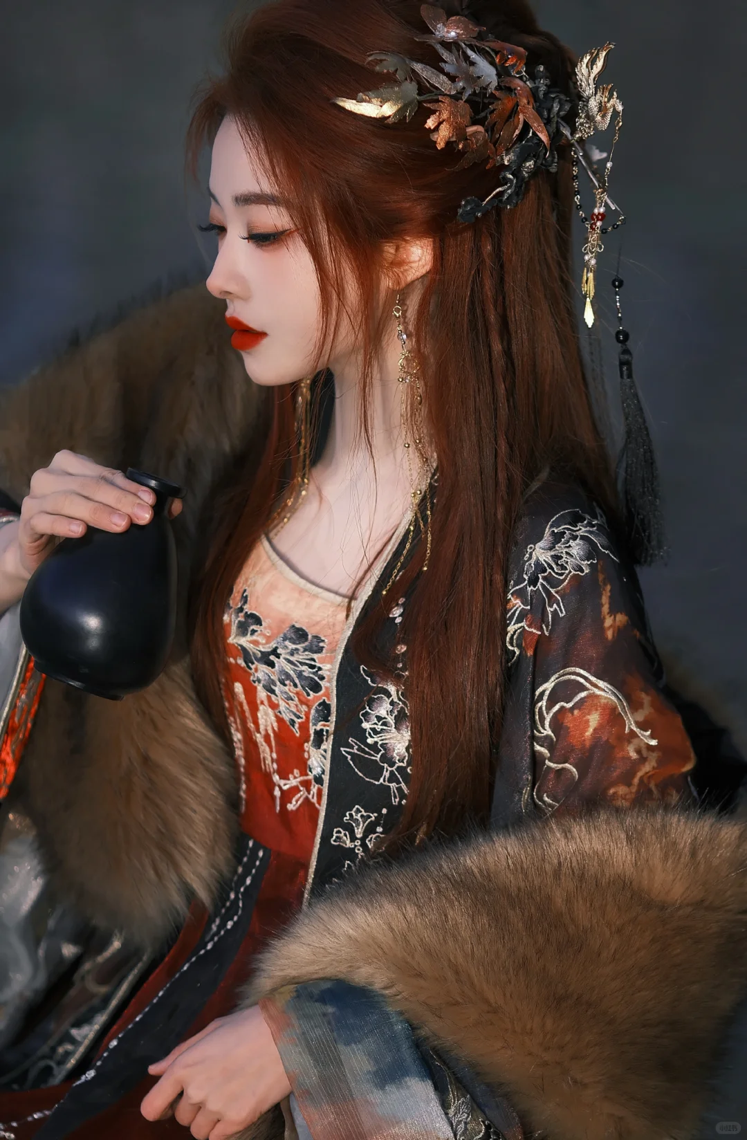 不是？这谁看了不想给她递古装本子！