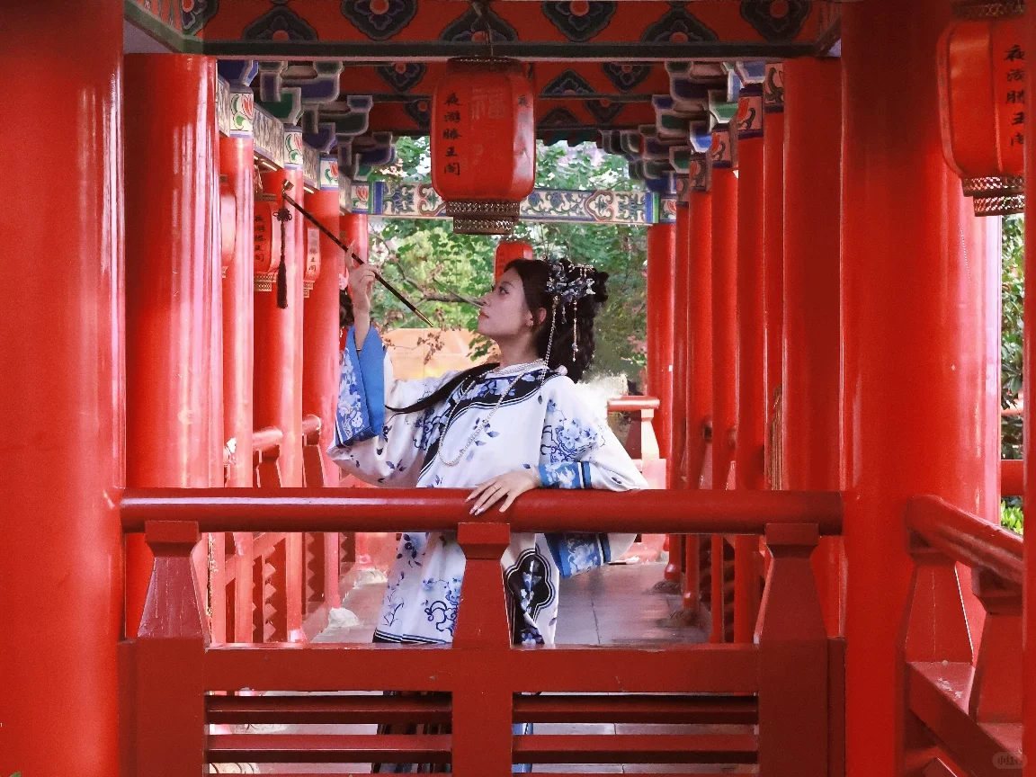 新手摄影师挑战拍清汉女 大家看看怎么样