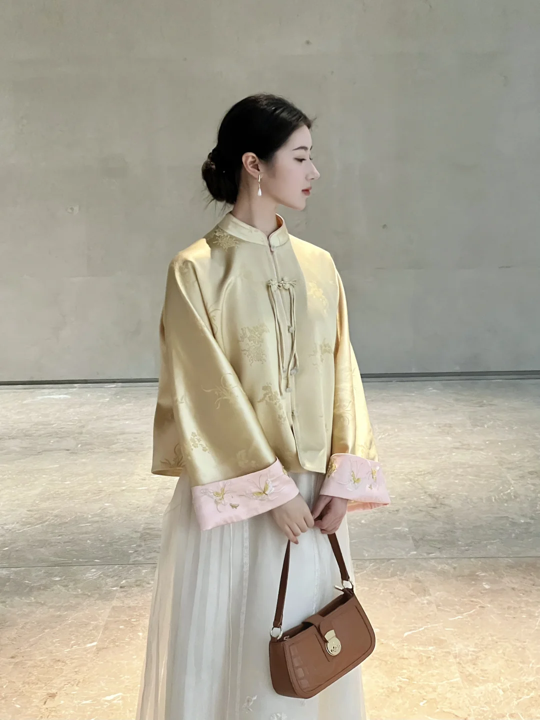 “中式富贵花”