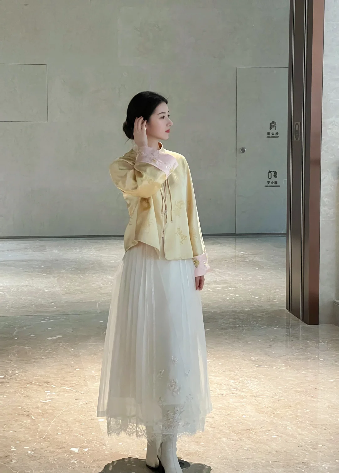 “中式富贵花”