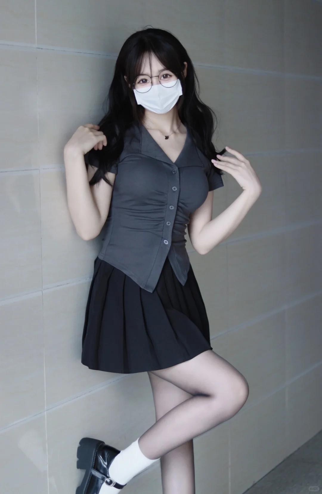 今日人设：辣妹女高