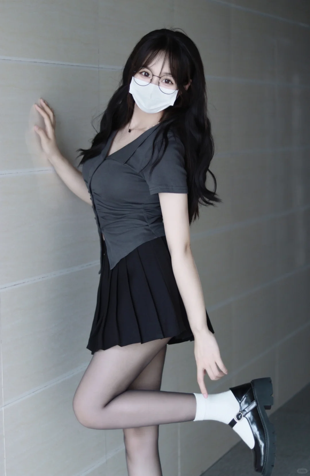 今日人设：辣妹女高