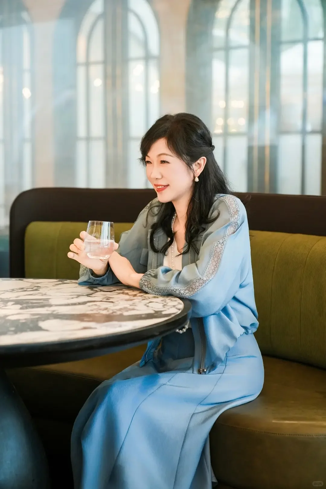 这是我见过最惊艳的姐姐！美得高级又时髦！