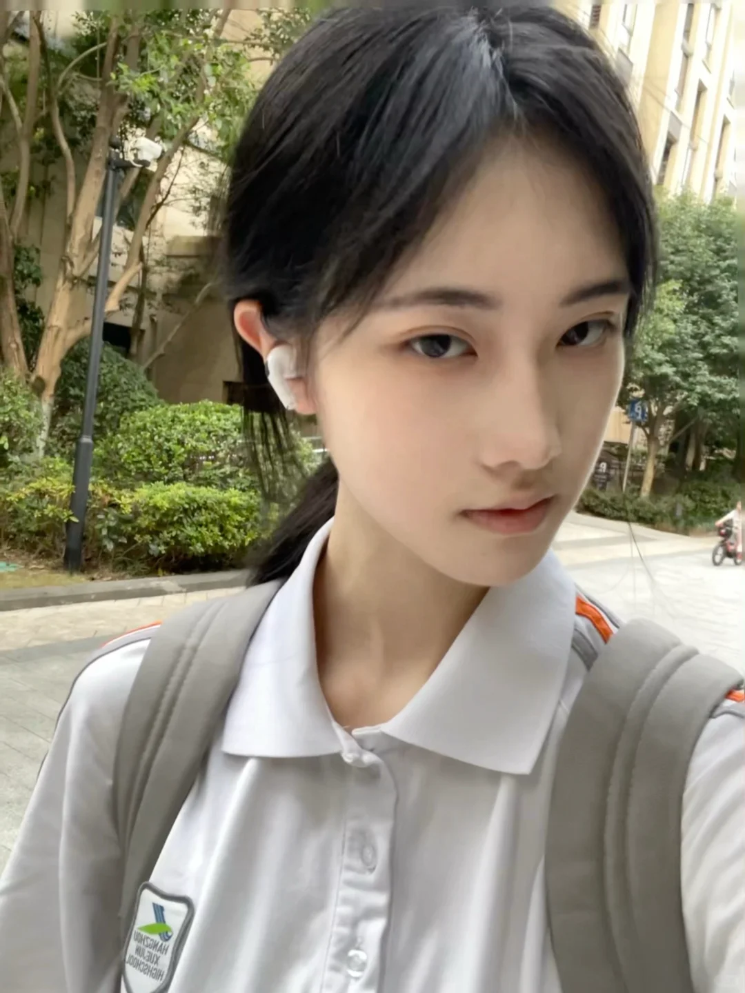 学军神颜表演生，运动会被无数人围拍，美炸！
