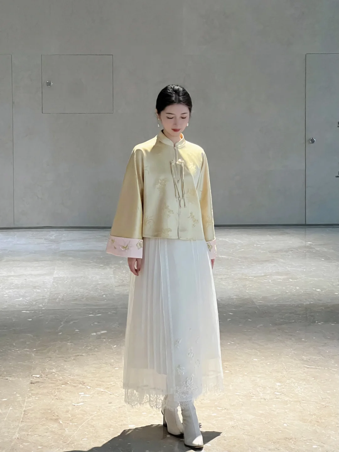 “中式富贵花”