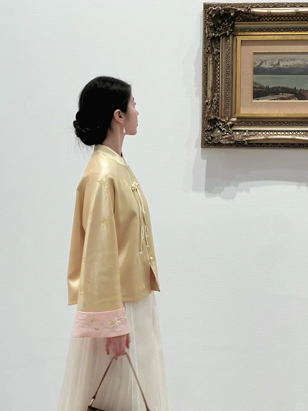 “中式富贵花”