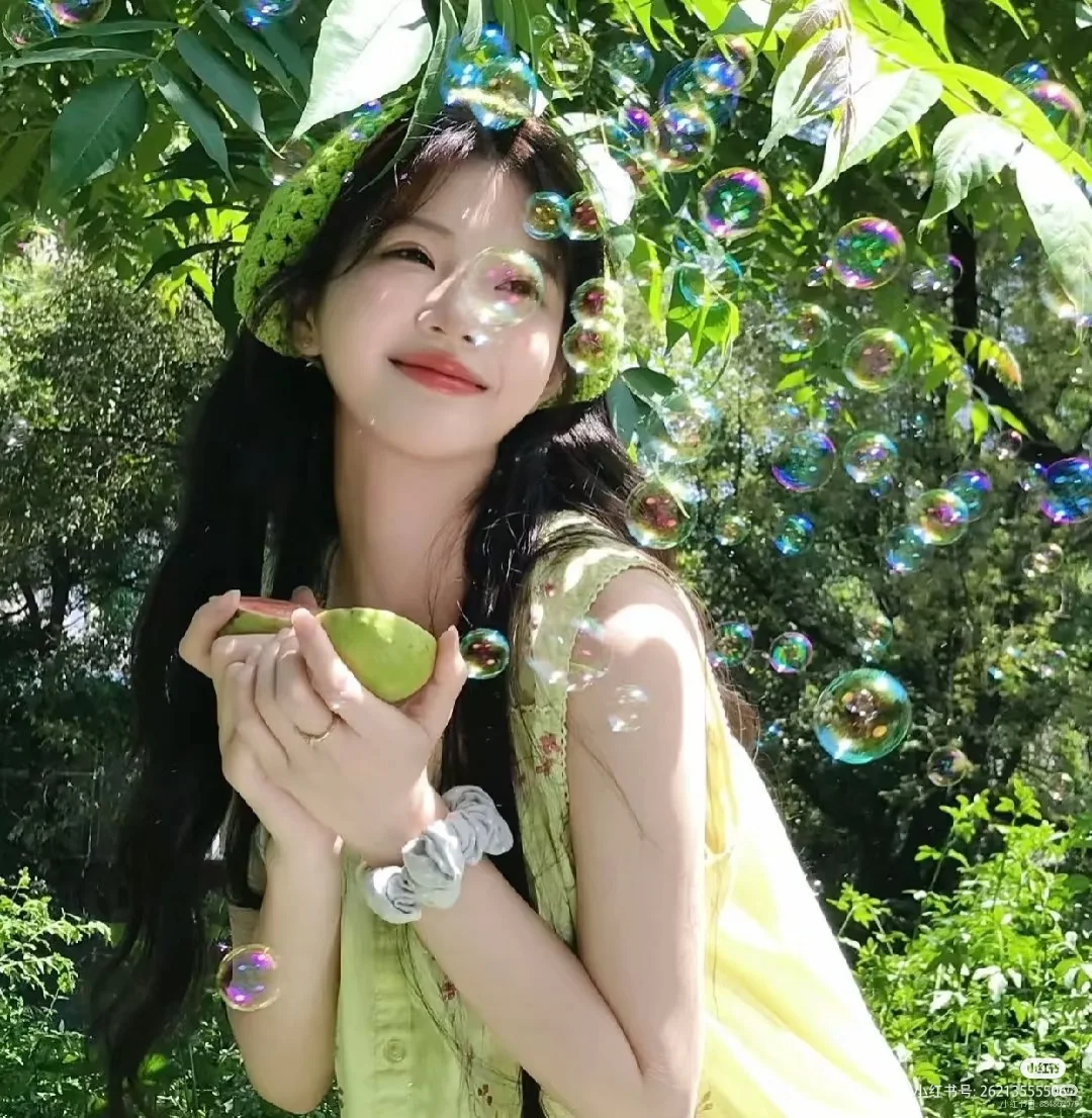 绿色清新女头
