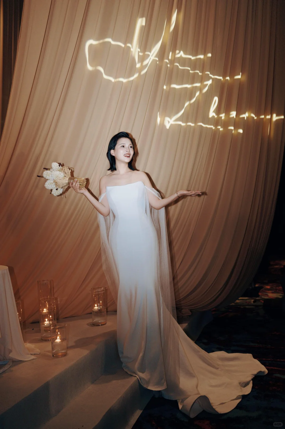 梦里的婚纱是Verawang给的.