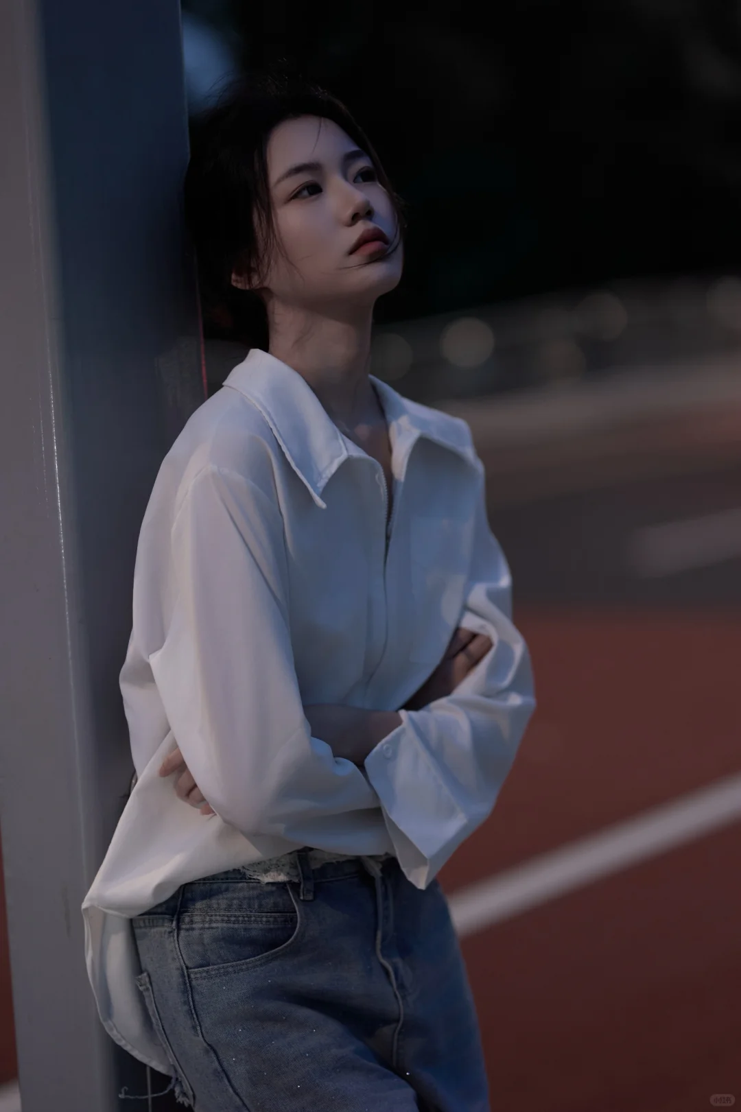 街头的氛围感女生夜拍风格📸