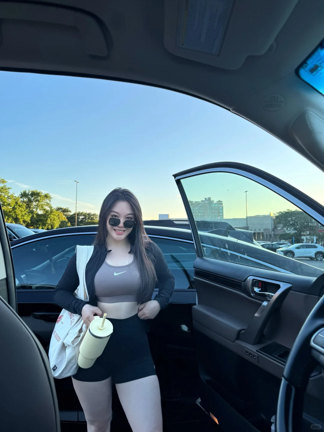 128斤一女的