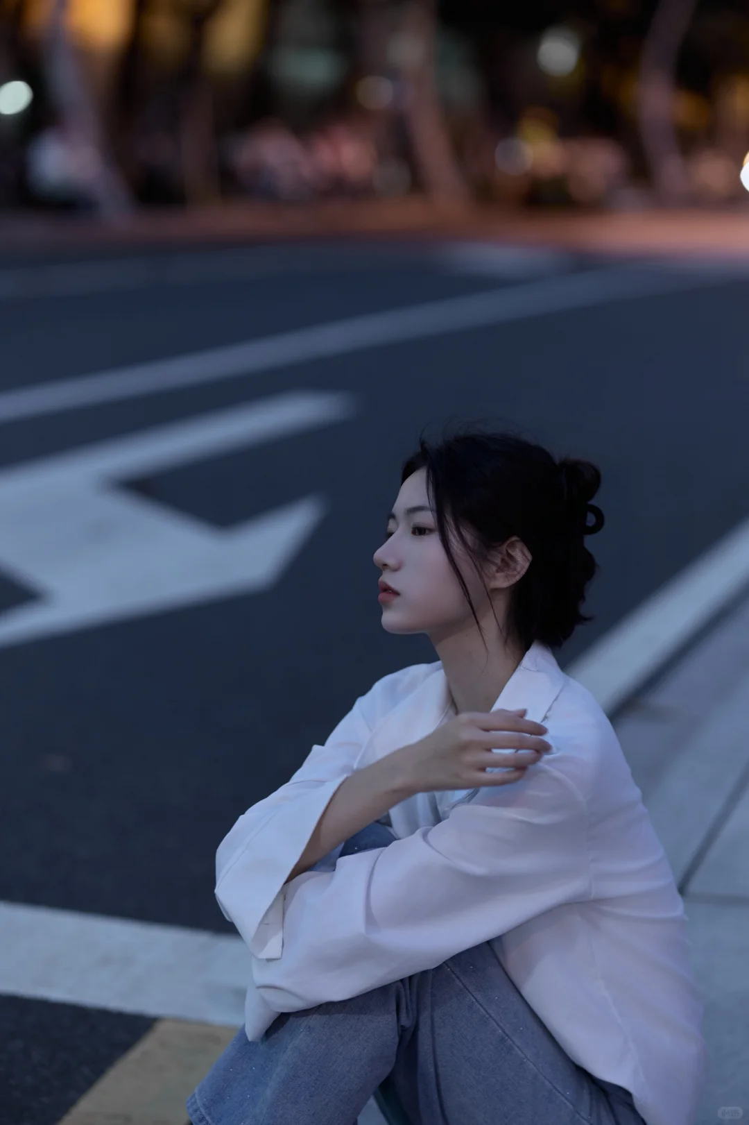 街头的氛围感女生夜拍风格📸