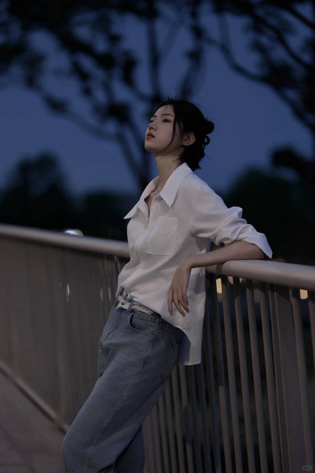 街头的氛围感女生夜拍风格📸