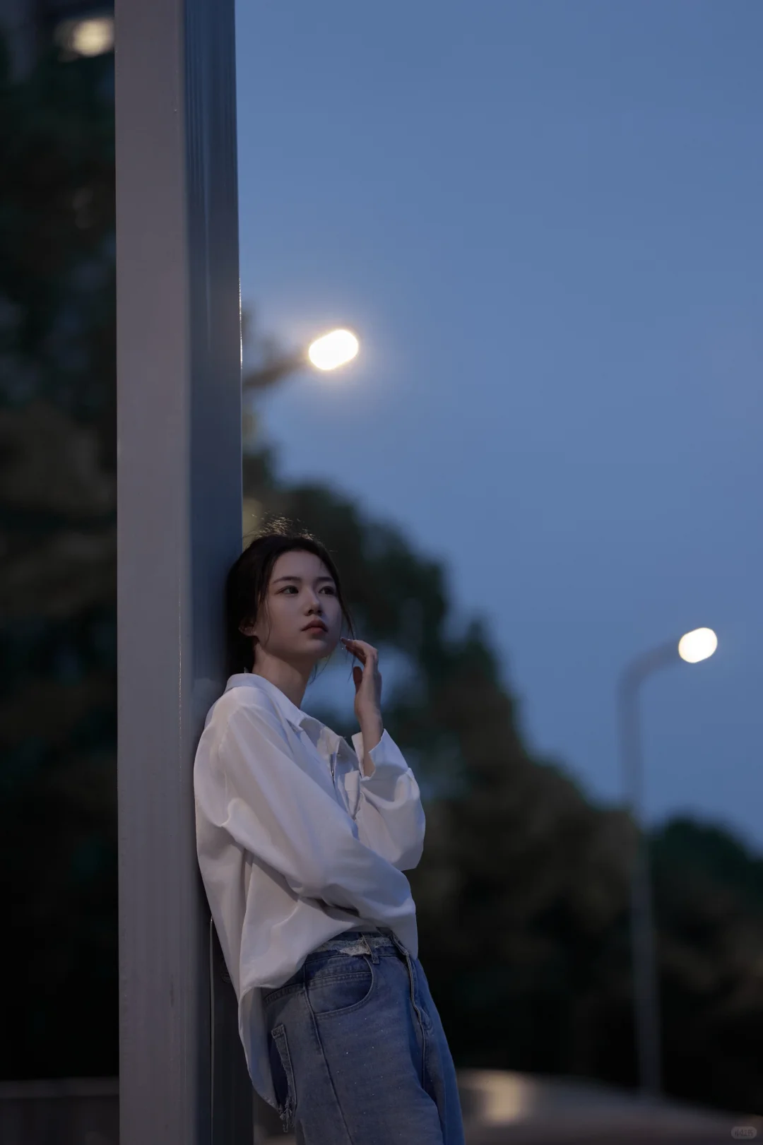 街头的氛围感女生夜拍风格📸