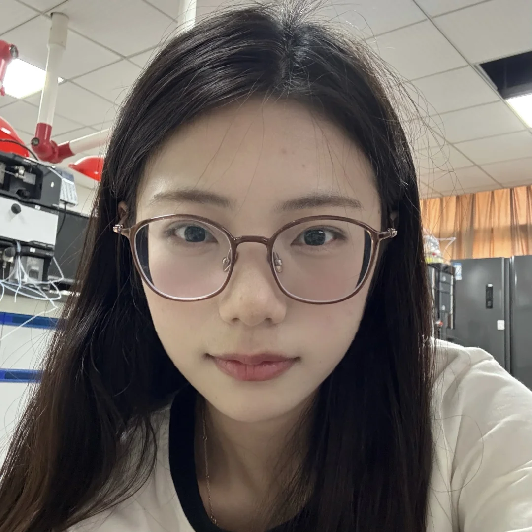 左滑看我不戴眼镜