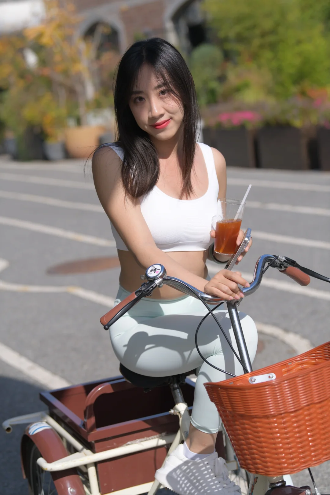 好身材都是穿出来的、好身材都是穿出来的