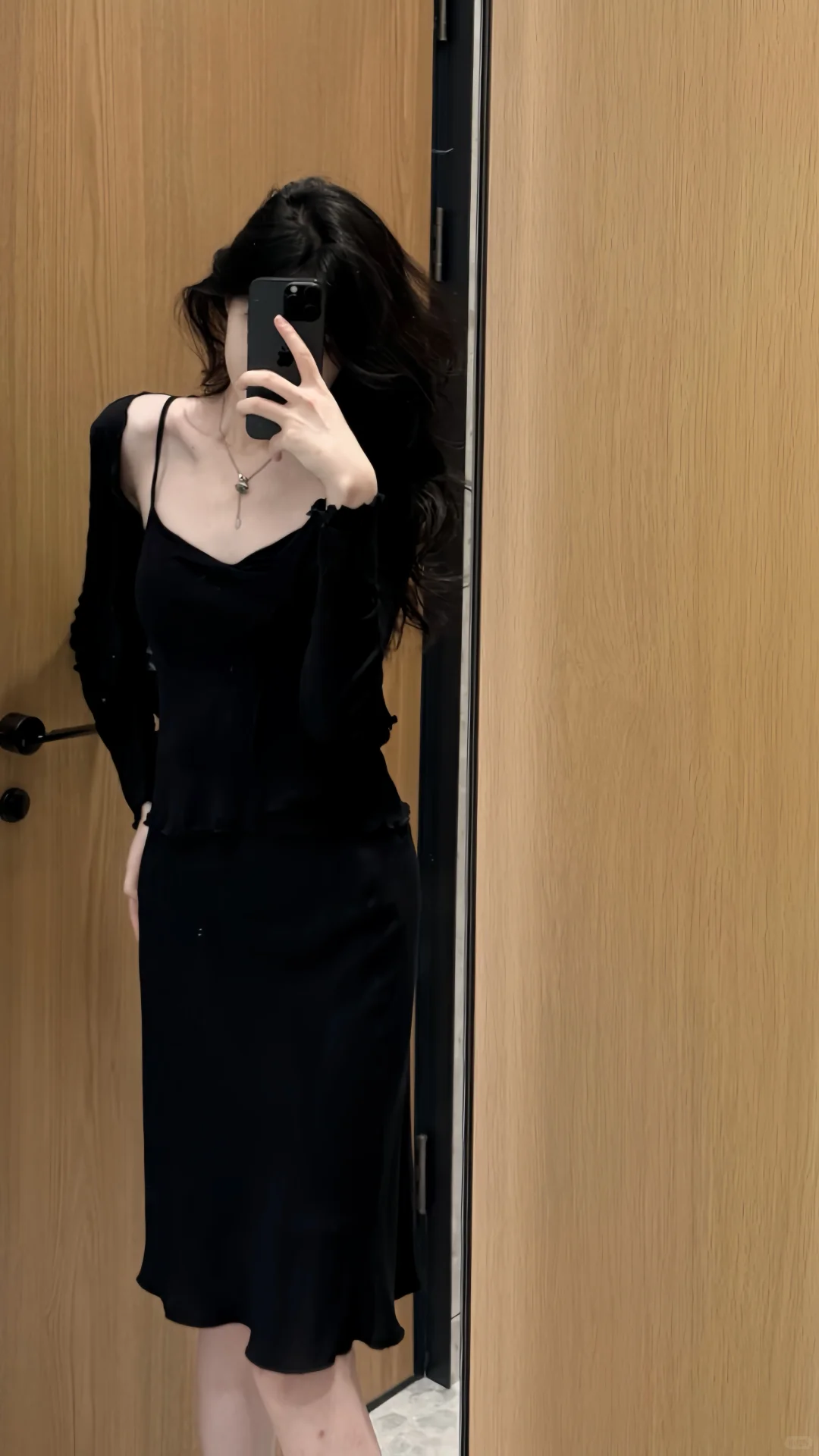 all black 全黑•⁺🖤º·˚•₊ˎˊ˗