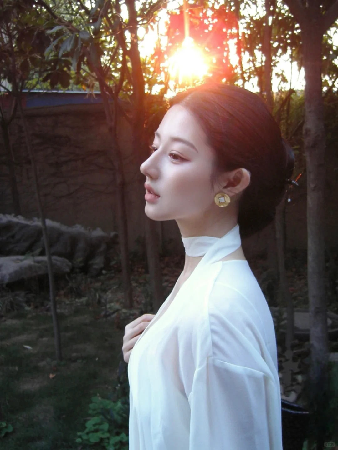 女生就该自觉矜贵