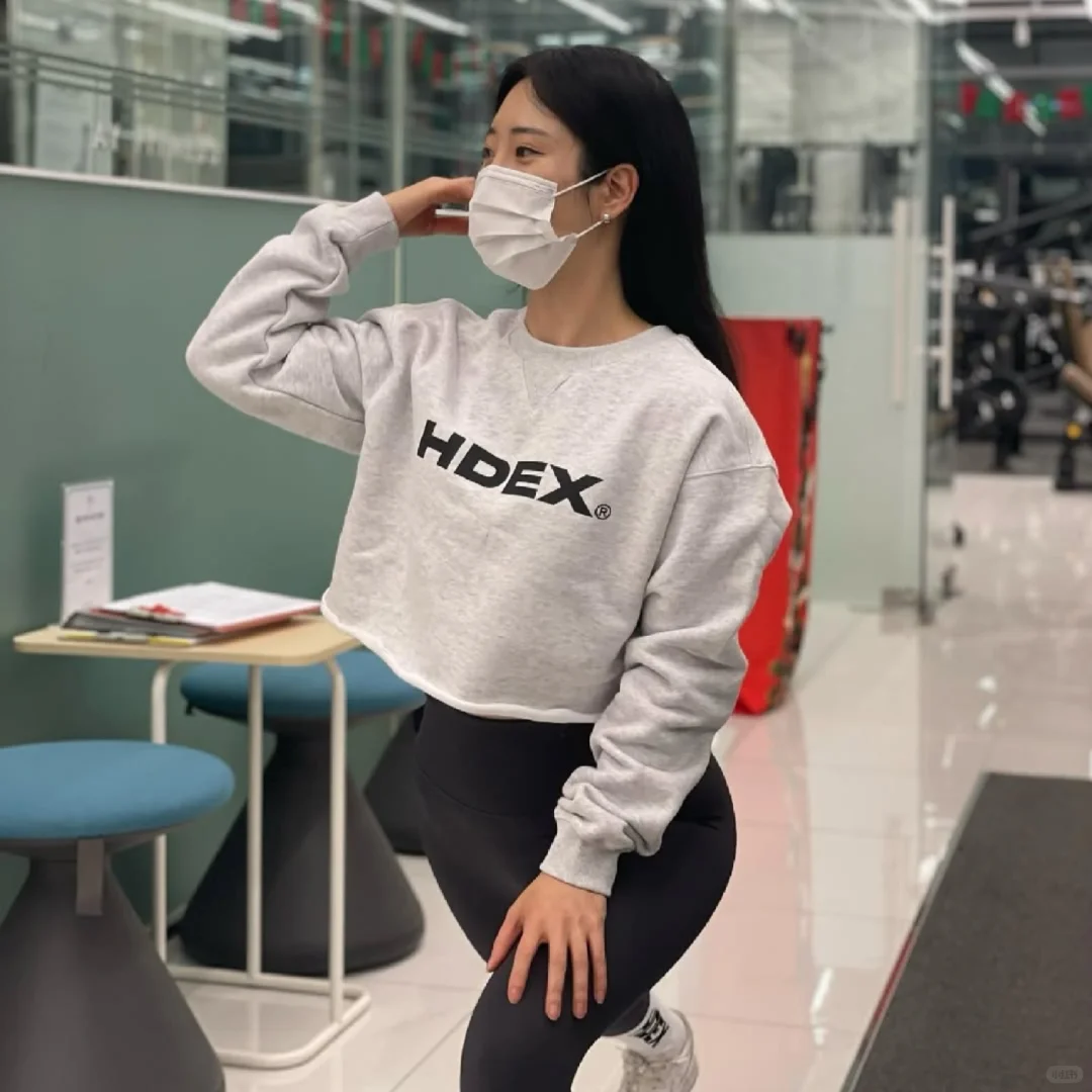 yesol姐，一双白袜走天下，糯米酸奶味道的女