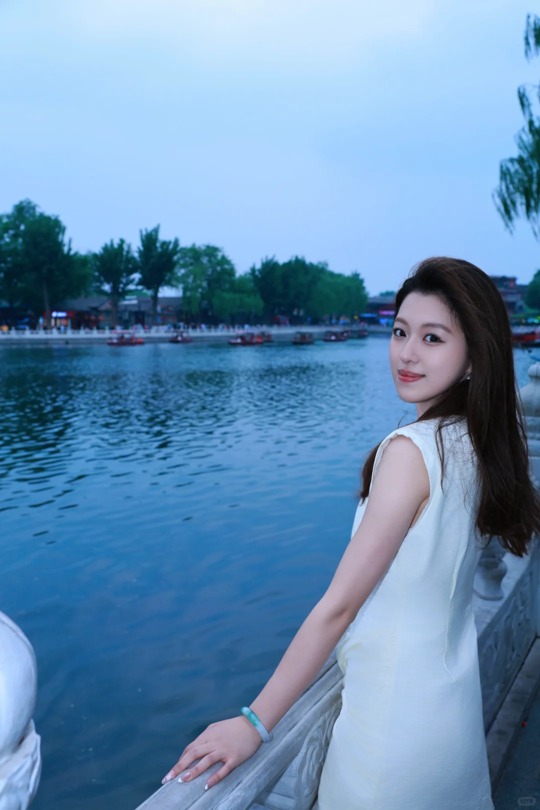 什刹海的摄影师你们是要考研吗…